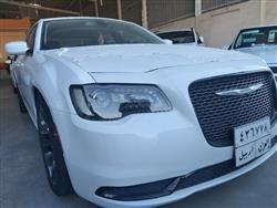 کرایسلەر 300
